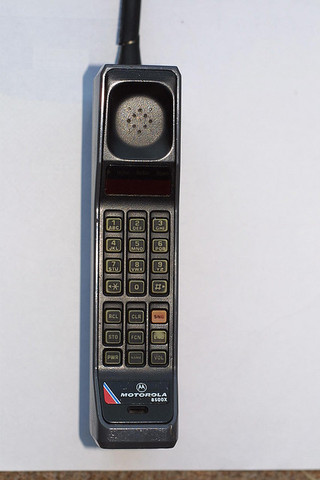 second generation of mobile phones