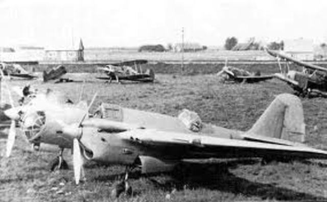 Germany invades Soviet Union