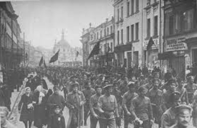 Bolsheviks overthrow Russian Government