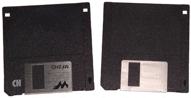 Floppy Dish invented