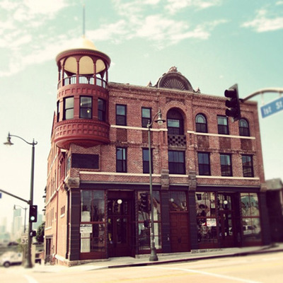 Timeline: La Historia del Boyle Hotel