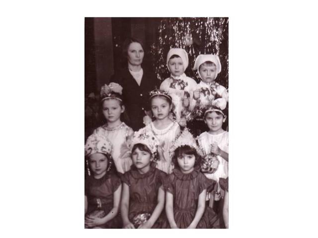 Воспитатель Карпова В.И  1978