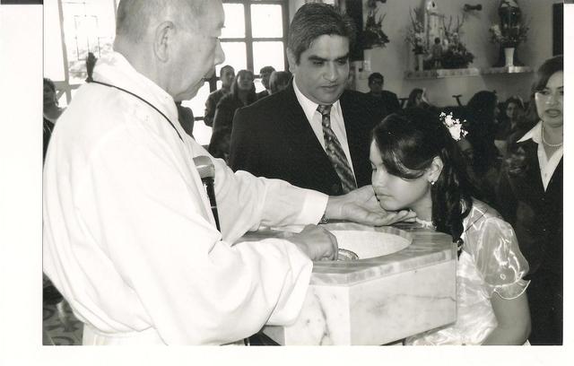 Cumplí 8 años y me bautizaron un 22 de octubre en la iglesia Sagrada Familia.