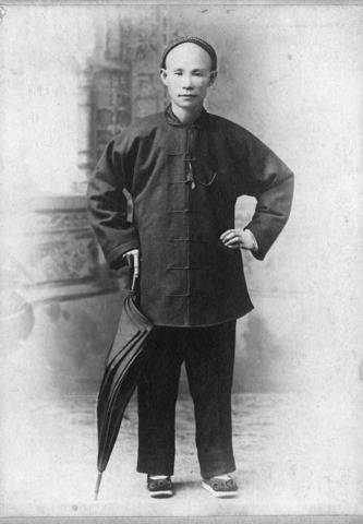 Chinese Immigrate to Canada