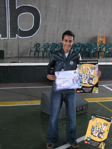 2do lugar en canto, en Juventud 08