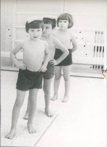 С самого открытия коллектив яслей – сада ведет углубленную работу по физическому воспитанию.