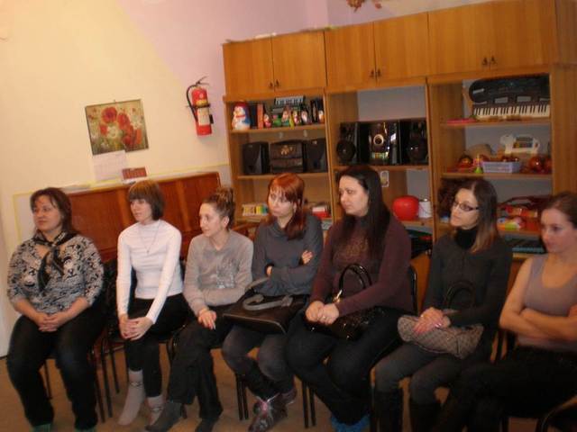 На базе детского сада проходят методические объединения для воспитателей группа раннего возраста