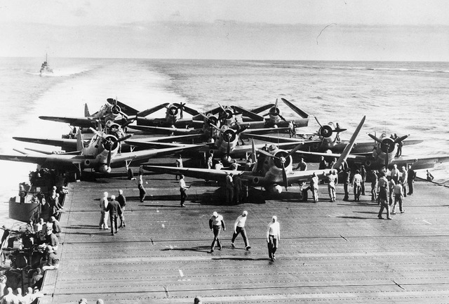 Battle of Midway between Japan and the USA