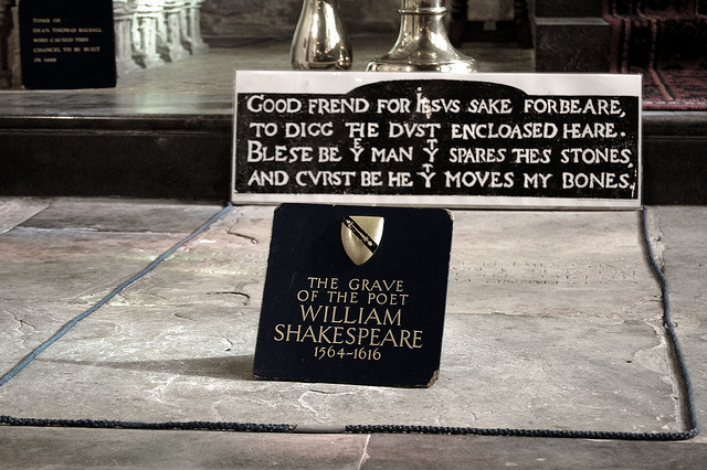 William Shakespeare Dies