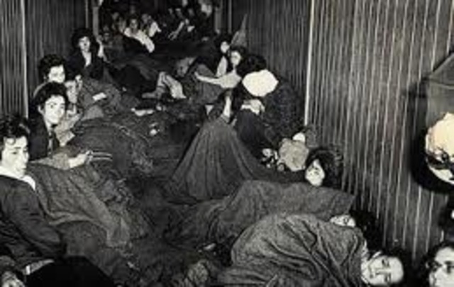 Anne And Her Sister Die