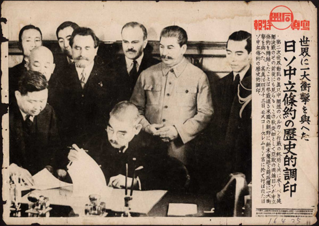 Soviets and Japanese sign neutrality pact