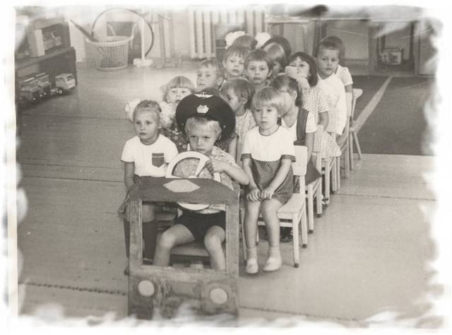 Сюжетно-ролевая игра "Автобус"