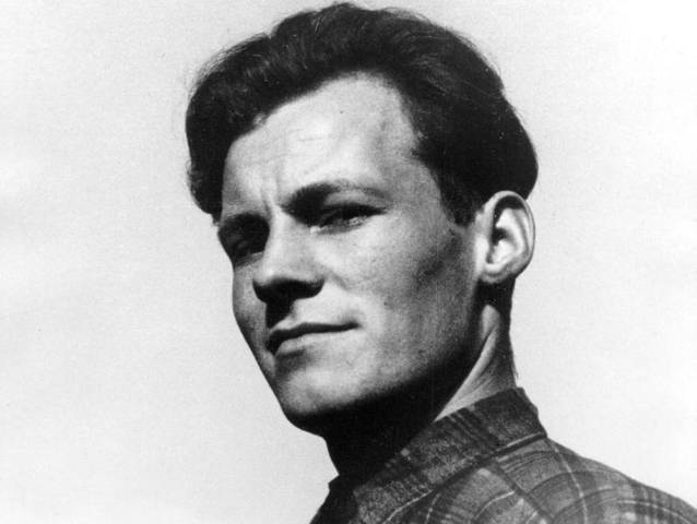 Willy Brandt vlucht met de SDP naar Oslo.