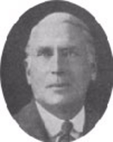 Thomas Hittinger buys the picnic area of Forge Pond and expands his ice buisness to Wesford