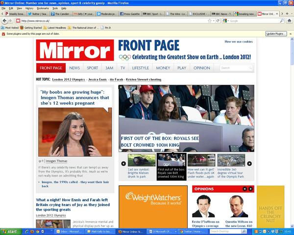 The Daily Mirror breaks ranks with the rest of Fleet Street and introduces its free iPad app