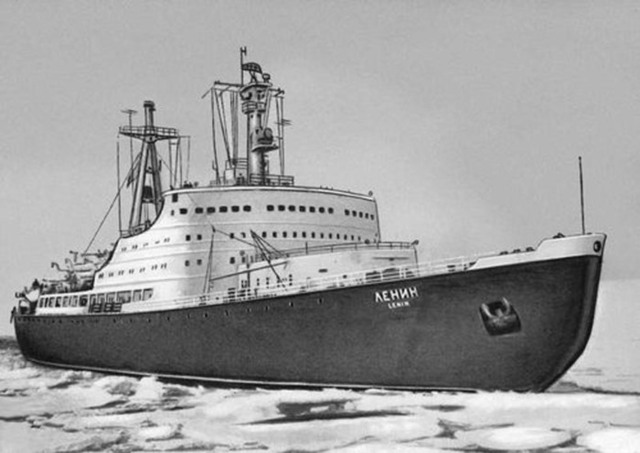 Атомный ледокол «Ленин».