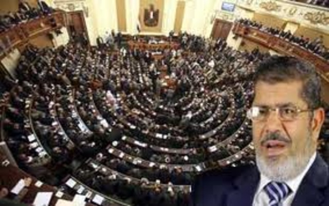 الرئيس يتراجع