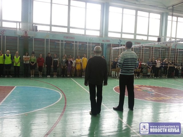 Девушки показали зрелищный волейбол