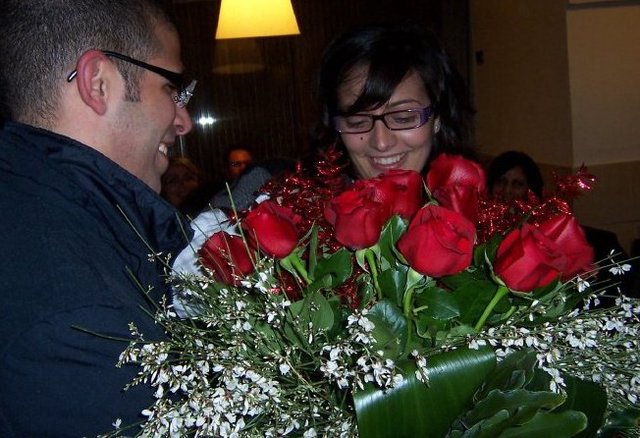 Simone chiede a Maria Teresa di formare una famiglia