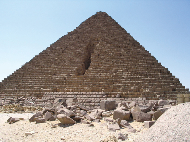 7) Menkaure's Pyramid