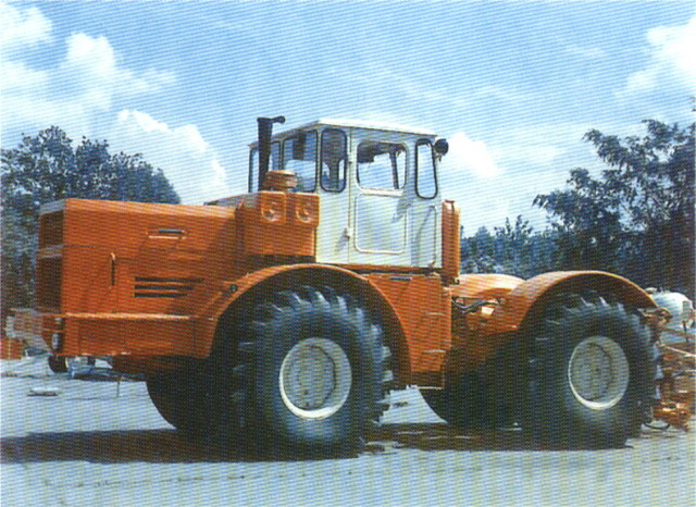 Трактор К-700 1962 год