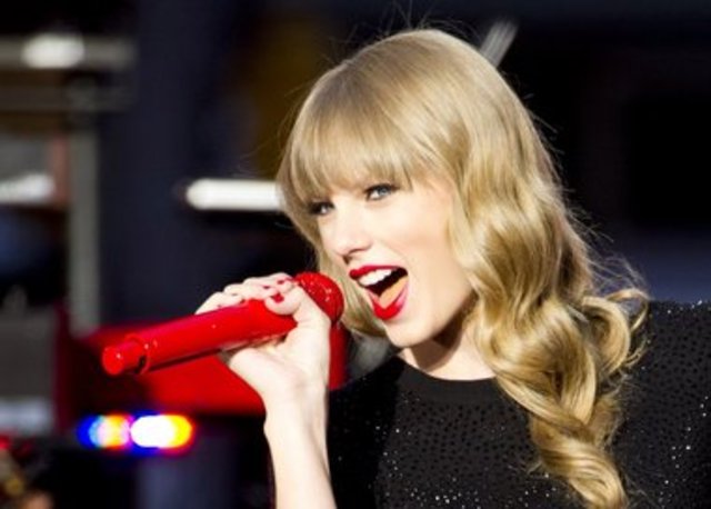 I will see Taylor Swift in concert, hopefully without a headache!