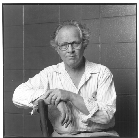 Paul Sills founds Playwright's Theater Club in Chicago