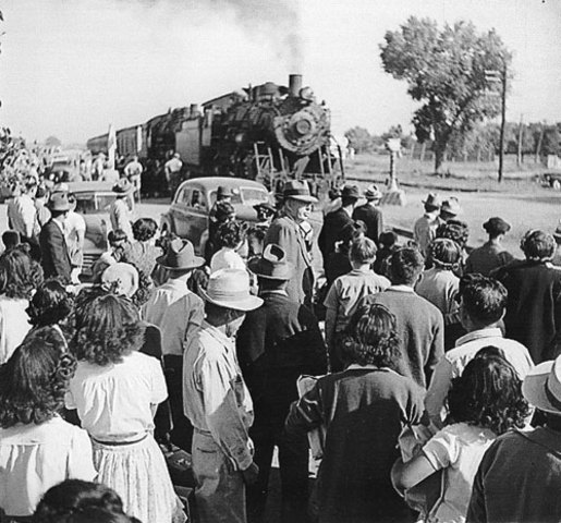 Japaneise Migration reaches its peak