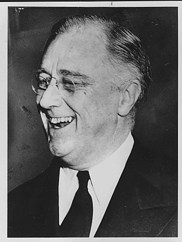 Franklin Roosevelt Dies