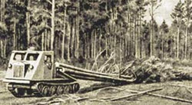 Первый трелевочный трактор КТ-12