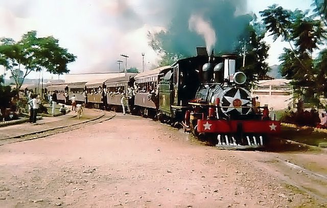 trem da decada de 70