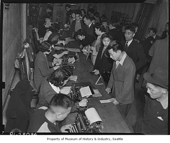 Japanese-Americans Volunteer