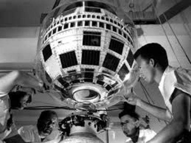 Transmissão via satélite