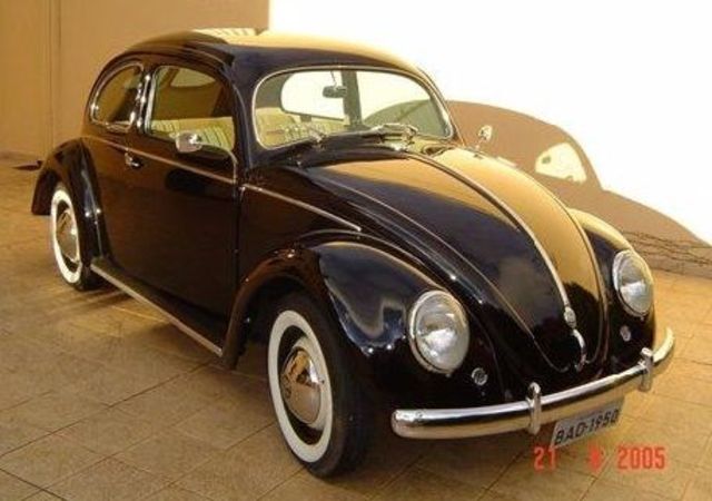 um dos carros da decada de 50