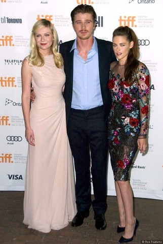 See my brother and his wives.