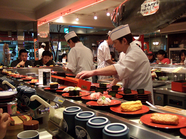 Kaiten-zushi