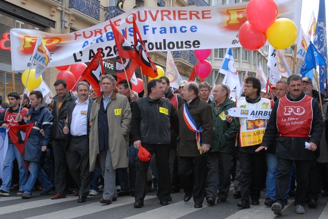 Increasing large public demonstrations against the Shah signify opposition of urban guerrilla movements and the clerics.  On “Black Friday” in September the Shah’s army opens fire on protesters, killing and wounding many.  In October Khomeini flies to Fra