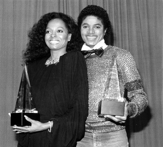 Вместе с Дайаной Росс Майкл участвует в экранизации бродвейского мюзикла «The Wiz» («Страна ОЗ»).