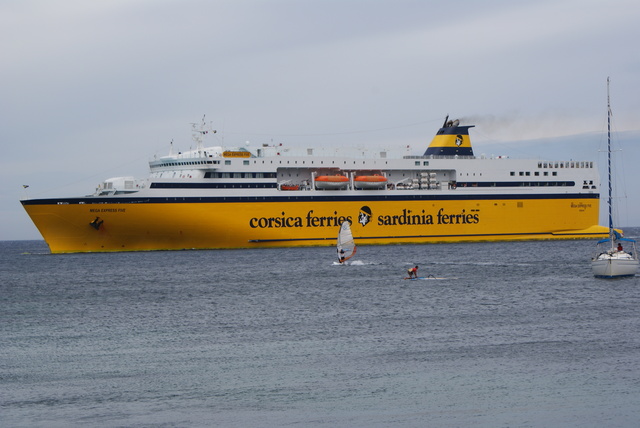 Korsikara joan ginen