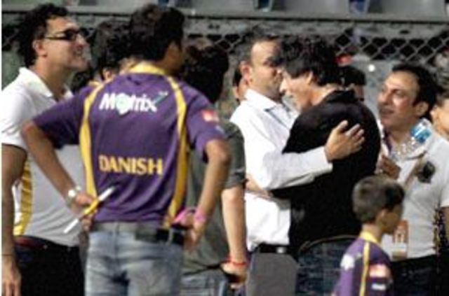 SRK banned from Wankhede Stadium