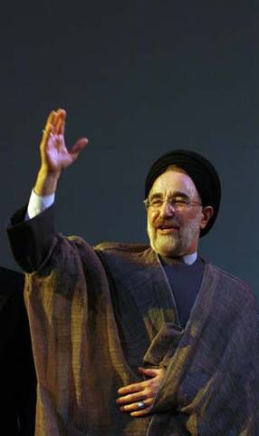 the first Iranian president, Abu al-Hassan Bani-Sadr, is inaugurated. He’ll be dismissed and exiled by Khomeini in June 1981.