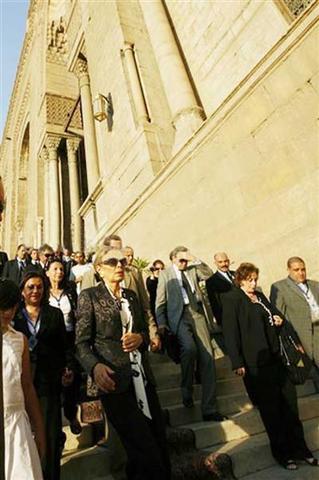 1979 The Shah leaves the country on January 16 for Egypt, Morocco, the Bahamas, Mexico, and then the US, where he undergoes treatment for cancer.  He eventually settles in Egypt, where he dies on July 27, 1980.