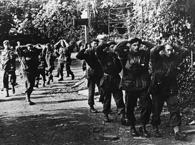 Tyskland overgiver sig