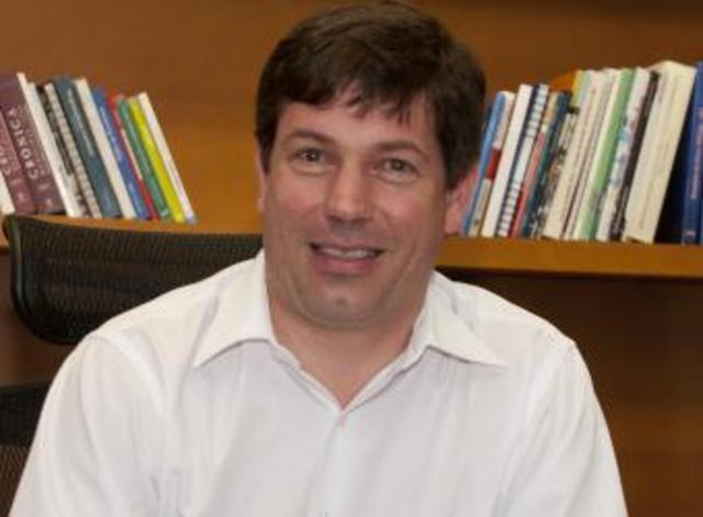 Nombramiento de nuevo gerente en Une