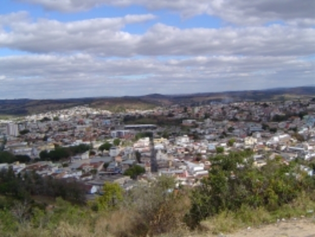 Formiga e Santo Antônio do Monte ficam em alerta depois que Arcos decretou emergência devido a dengue