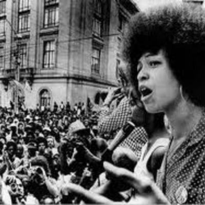 Timeline: ANGELA DAVIS