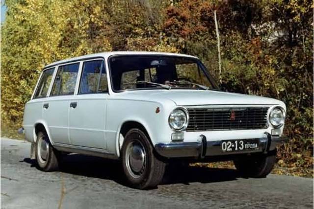 Выпуск автомобиля ВАЗ 2102