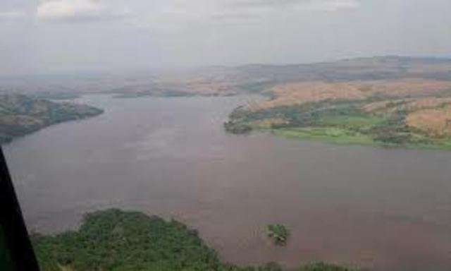 Portugese located the Congo River