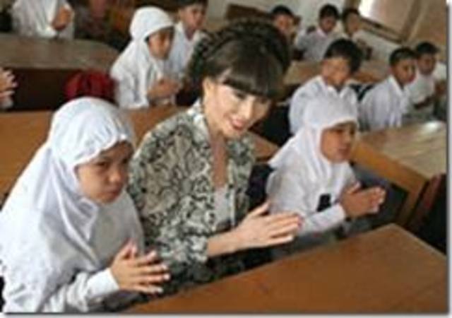 She did charity works