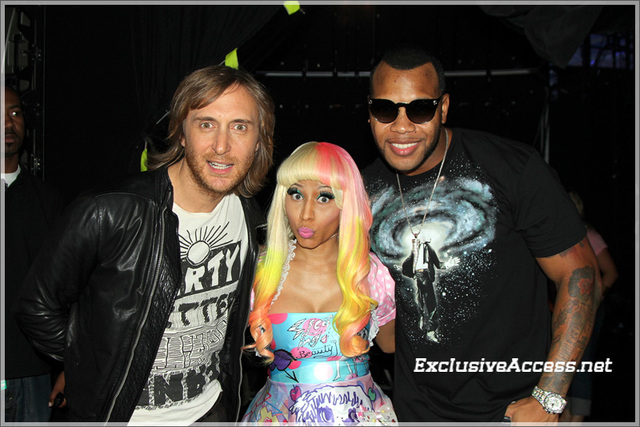 TRABAJO CON GRANDES ARTISTAS